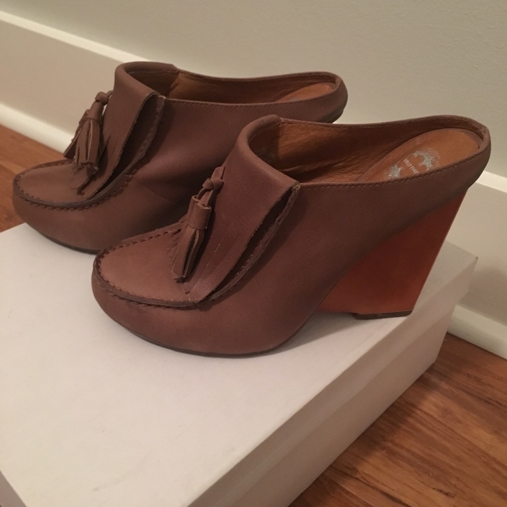 Lucky Penny Wedge loafers
